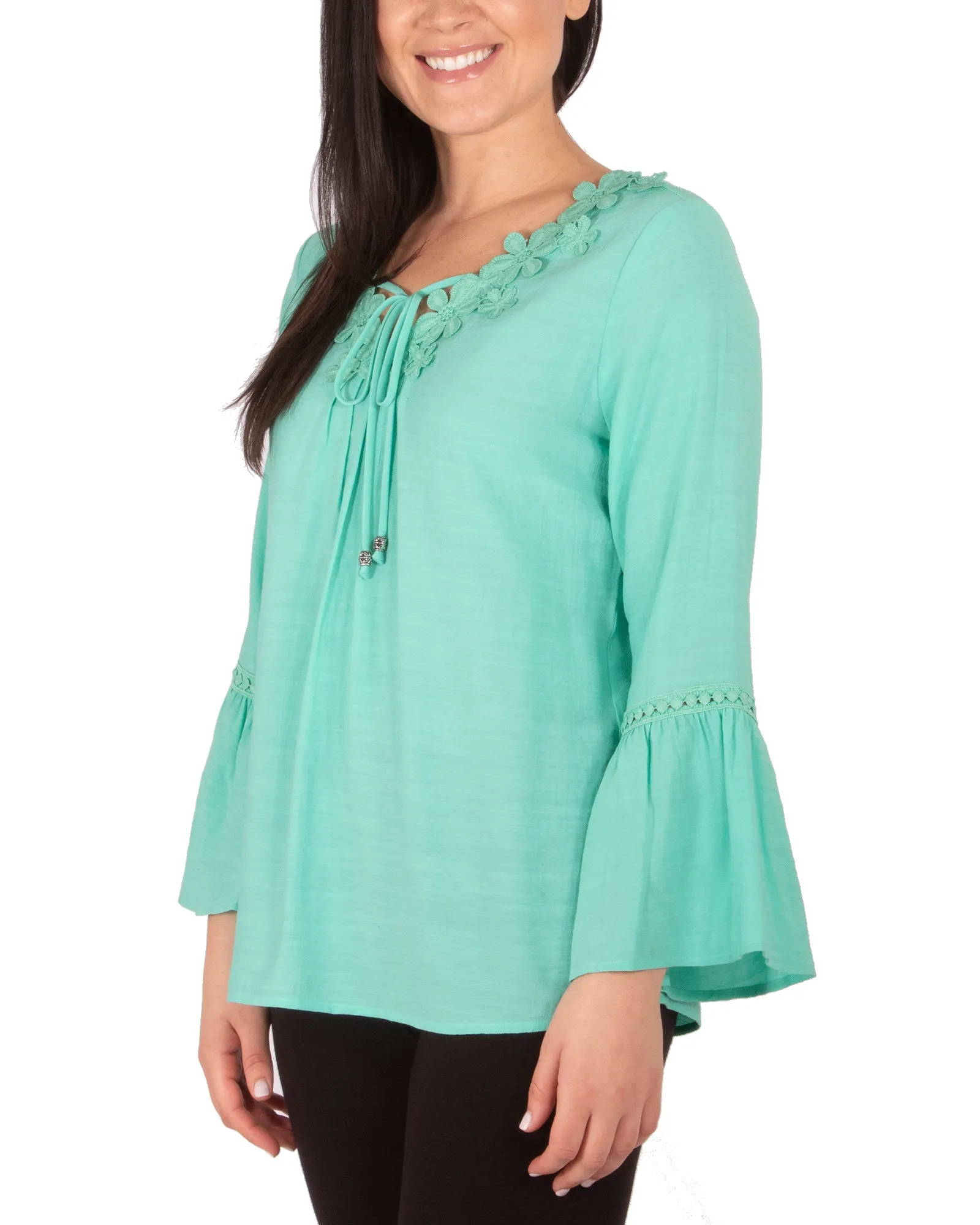 Blouse à encolure en V avec manches 3/4, garniture en crochet et lien
