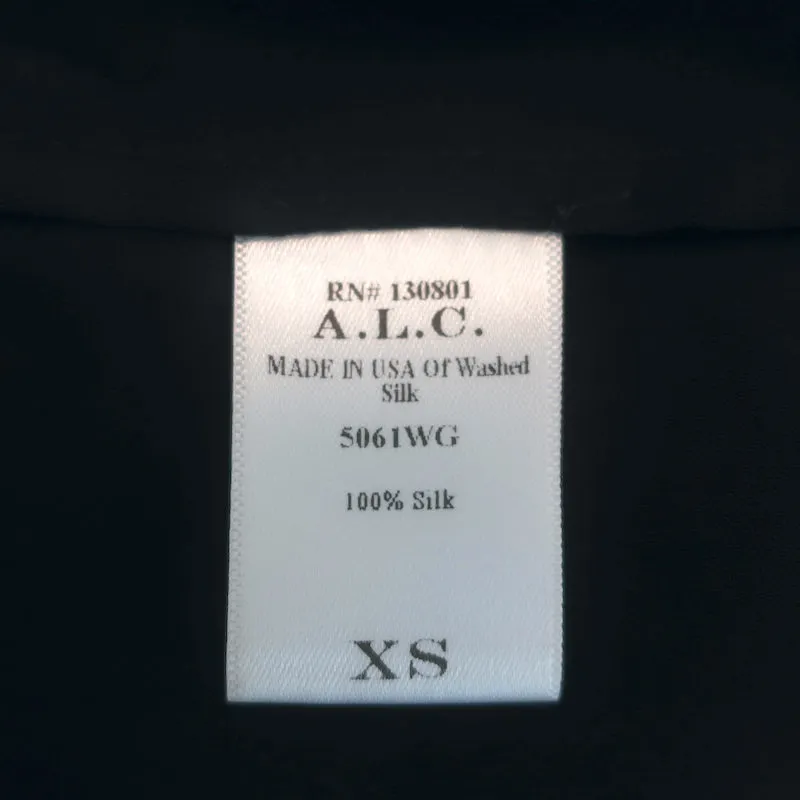 A.L.C. Haut sans manches à dos drapé en soie noire taille Très Petit col en V