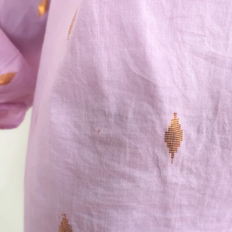 Chemise à boutons Alix de Bohême en ikat rose et or, taille petit, manches longues