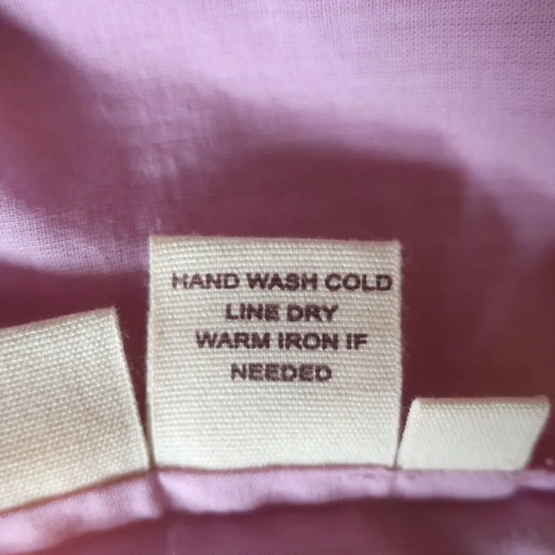 Chemise à boutons Alix de Bohême en ikat rose et or, taille petit, manches longues