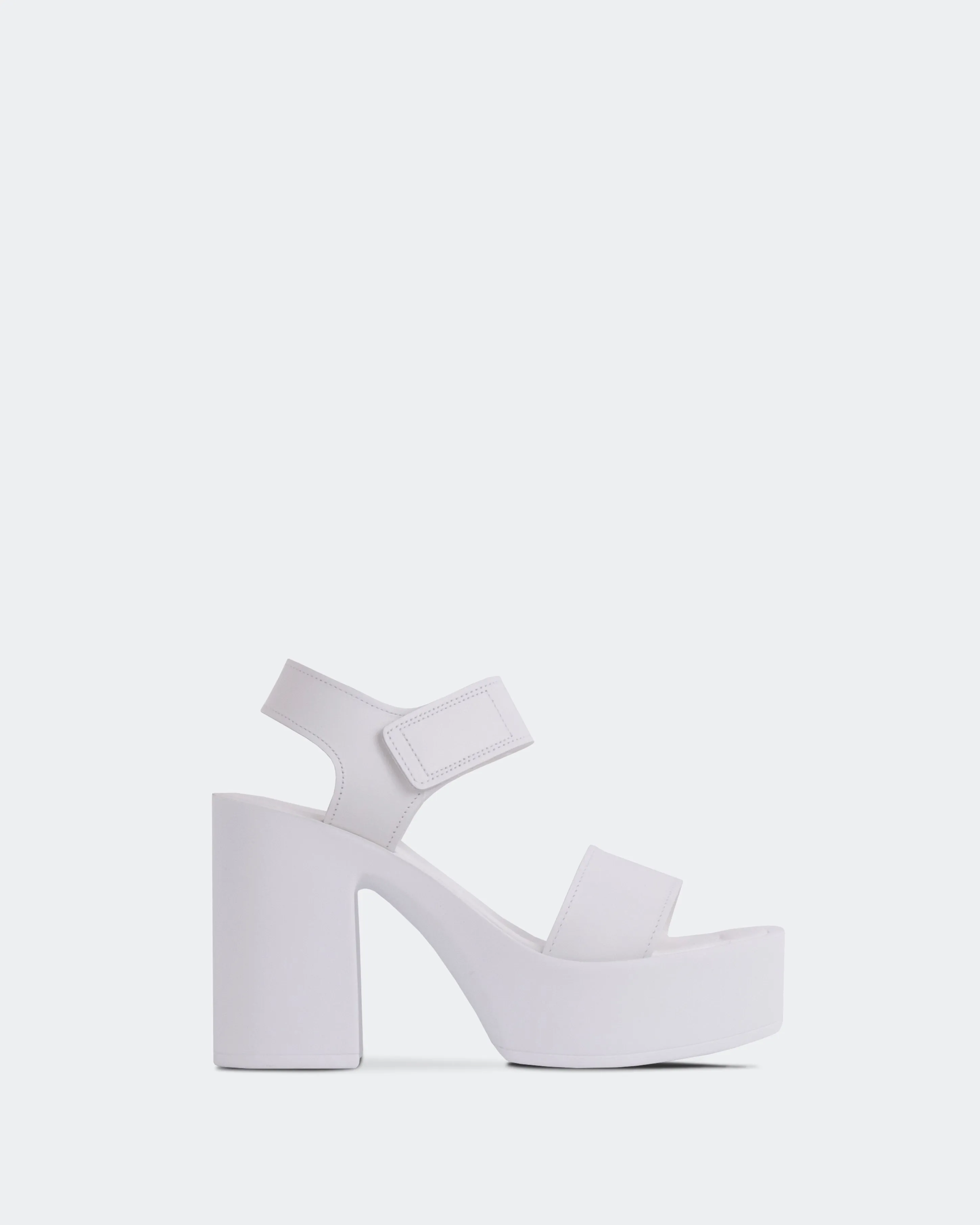Cuir blanc amical