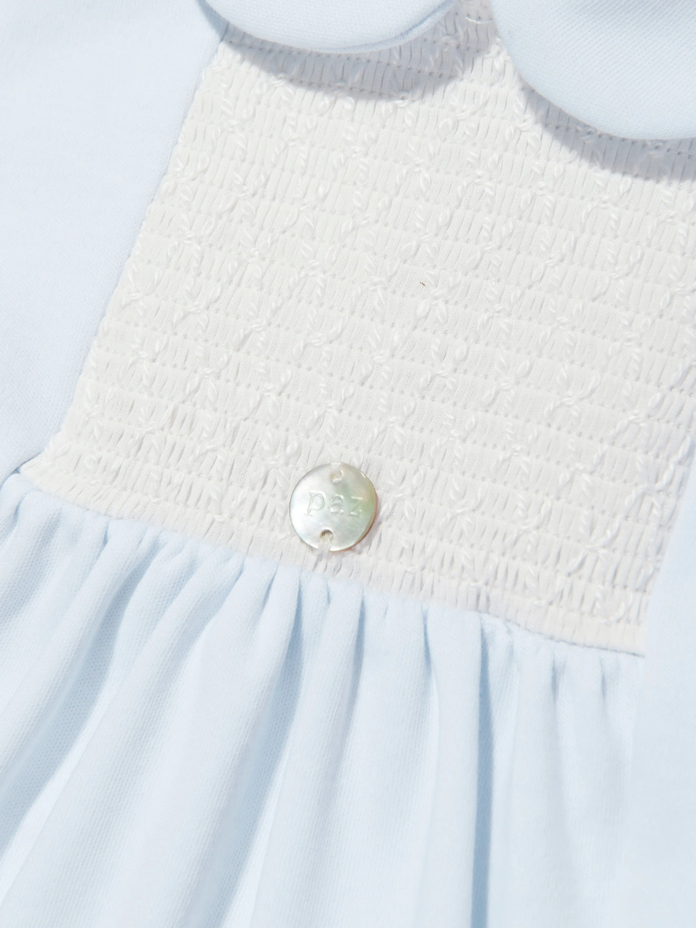 Barboteuse à smocks pour bébé garçon en bleu