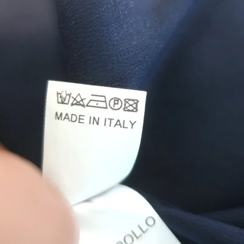 Brunello Cucinelli Haut Sans Manches en Satin de Soie Stretch Bleu Marine Taille Moyenne Blouse à Col en V