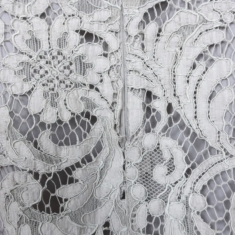 Burberry Blouse en Dentelle Française Gris Mélange de Coton Taille US 4 Manches Courtes
