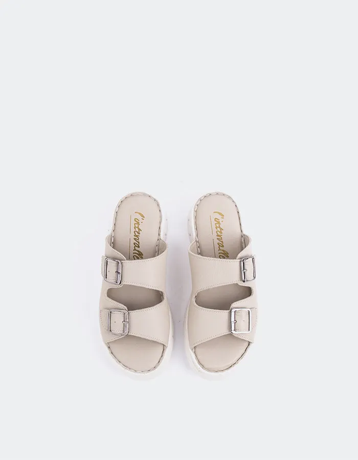 Cuir Sable Corsham