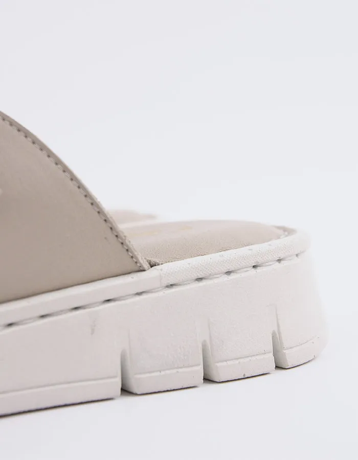 Cuir Sable Corsham