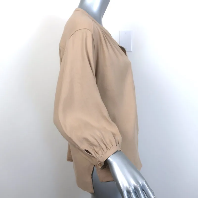 Cuyana Blouse à boutonnage devant en lin mélangé beige taille petite haut à manches 3/4