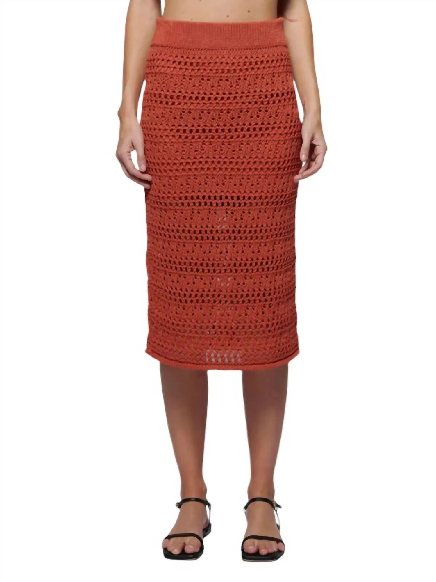 Jupe mi-longue Driana en crochet couleur gingembre