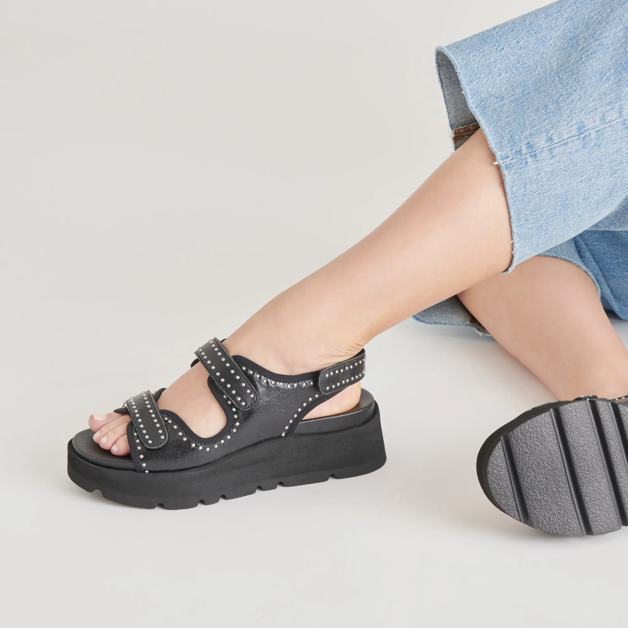 SANDALES DUBAI MIDNIGHT CRINKLE PATENT