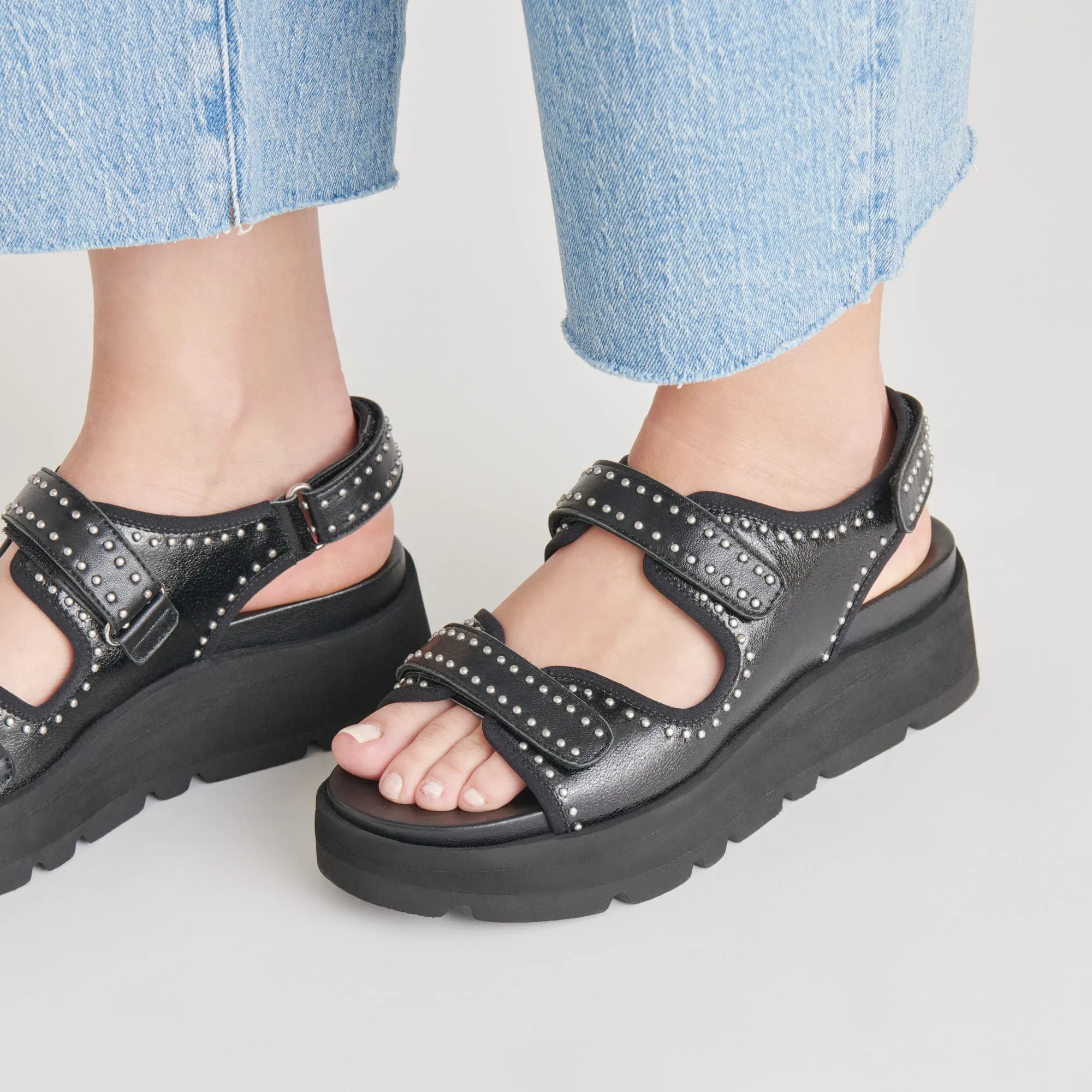 SANDALES DUBAI MIDNIGHT CRINKLE PATENT