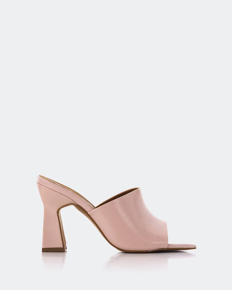 Emery Cuir Nu