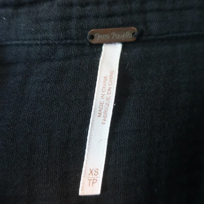 Free People Blouse à nouer Sunstreaks Noir Taille Très Petite Haut à manches longues