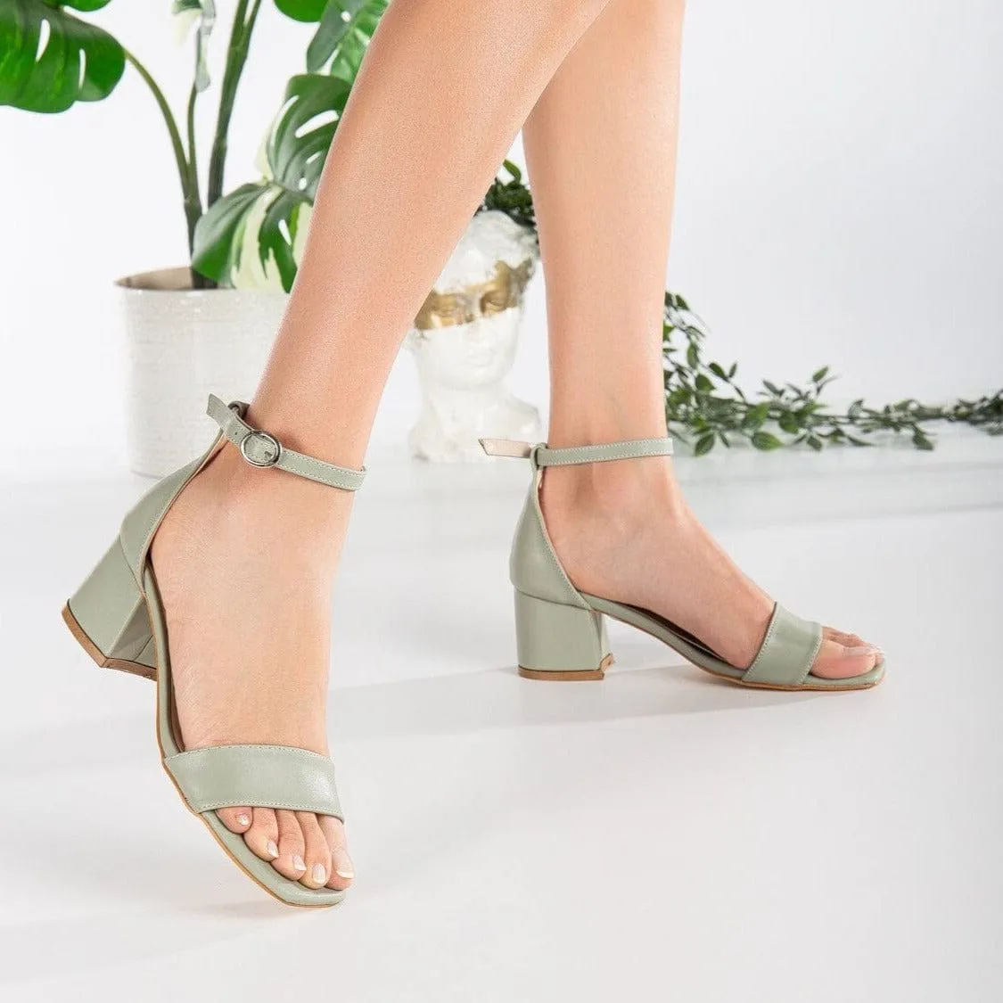 Iva Vegan Cuir à Talon Bas | Vert