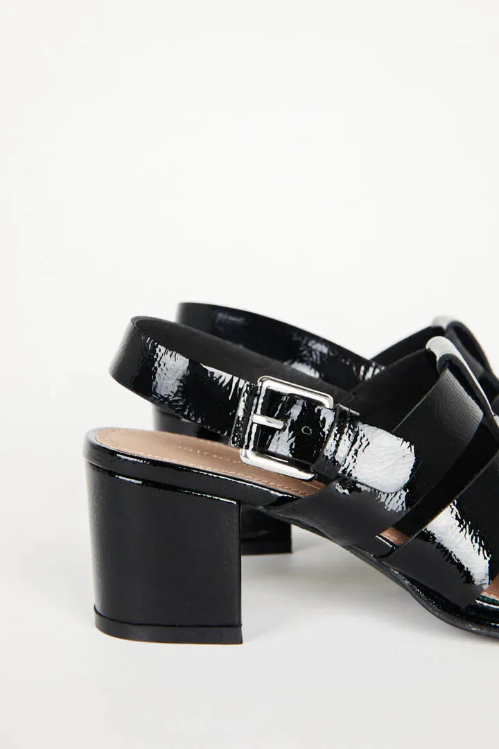Sandale July en noir de Intentionally Blank