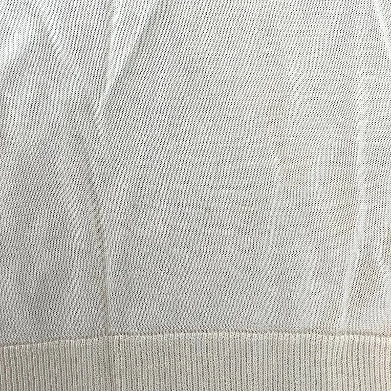 Haut à encolure en V manches courtes Knott en jersey de soie crème taille 1