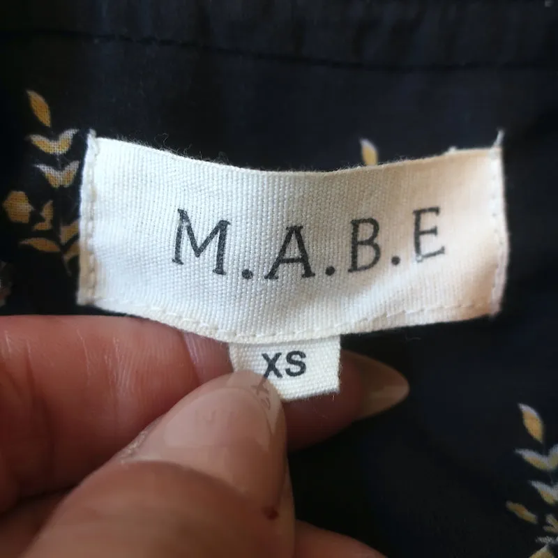 M.A.B.E. Blouse à manches longues Lola Imprimé floral noir lavé Taille Très Petite