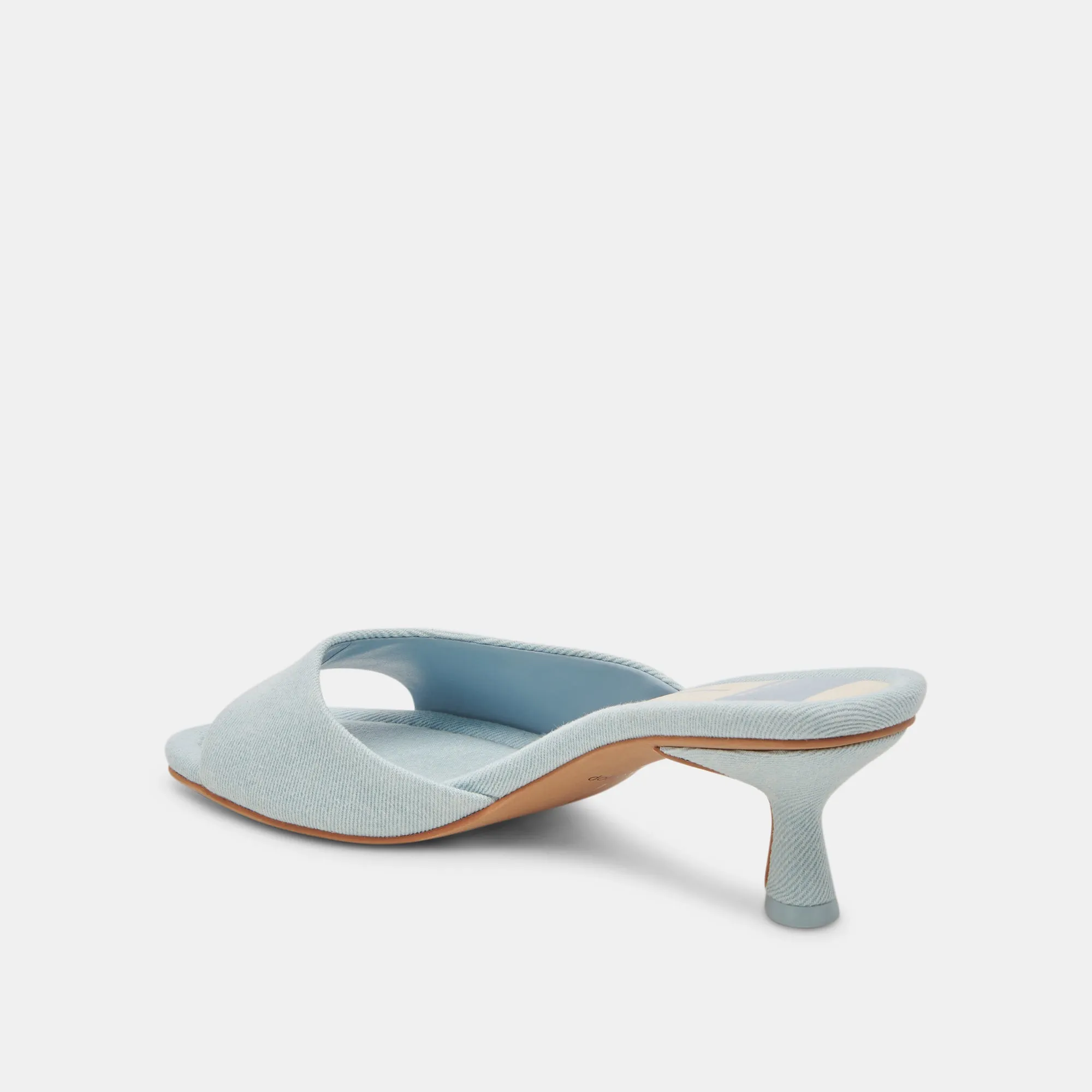 MACOY TALONS JEAN BLEU CLAIR