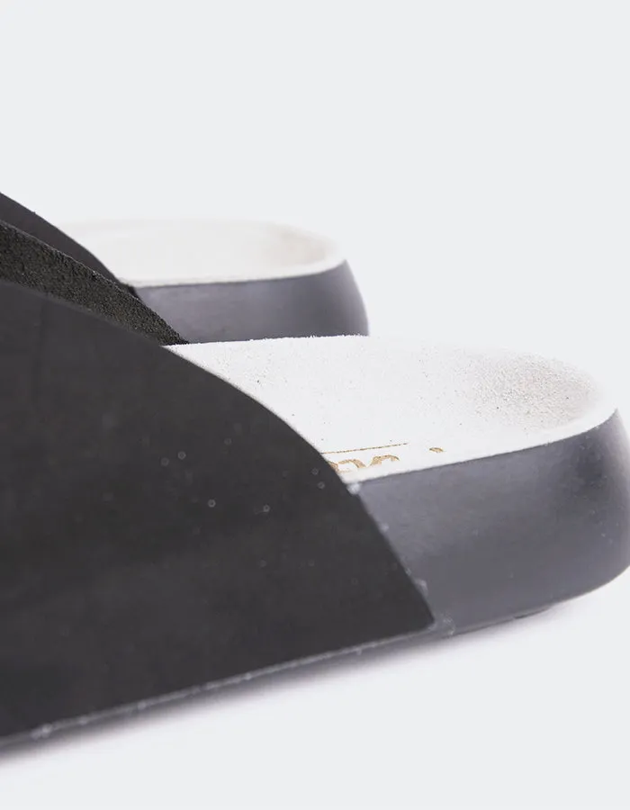 Meteora Nubuck Noir