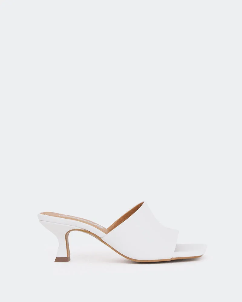 Neptune Cuir Blanc/White Leather