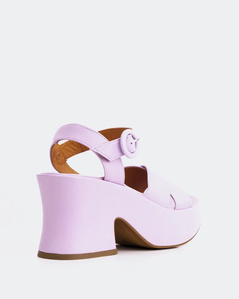 Nerissa Cuir Lilas