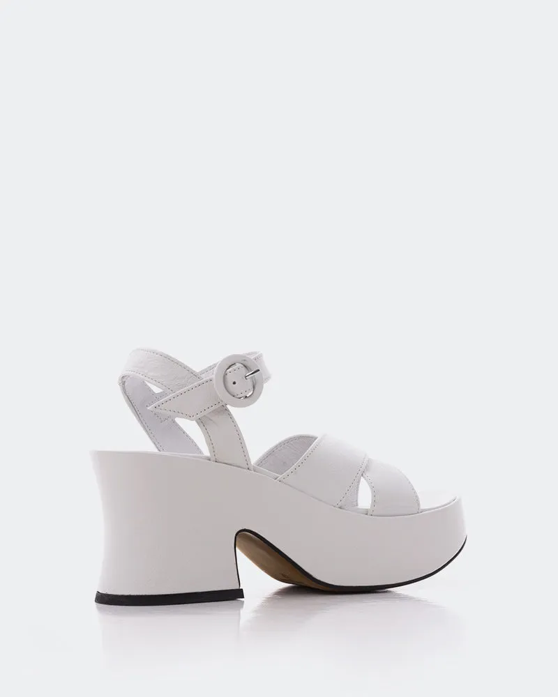 Nerissa Cuir Blanc