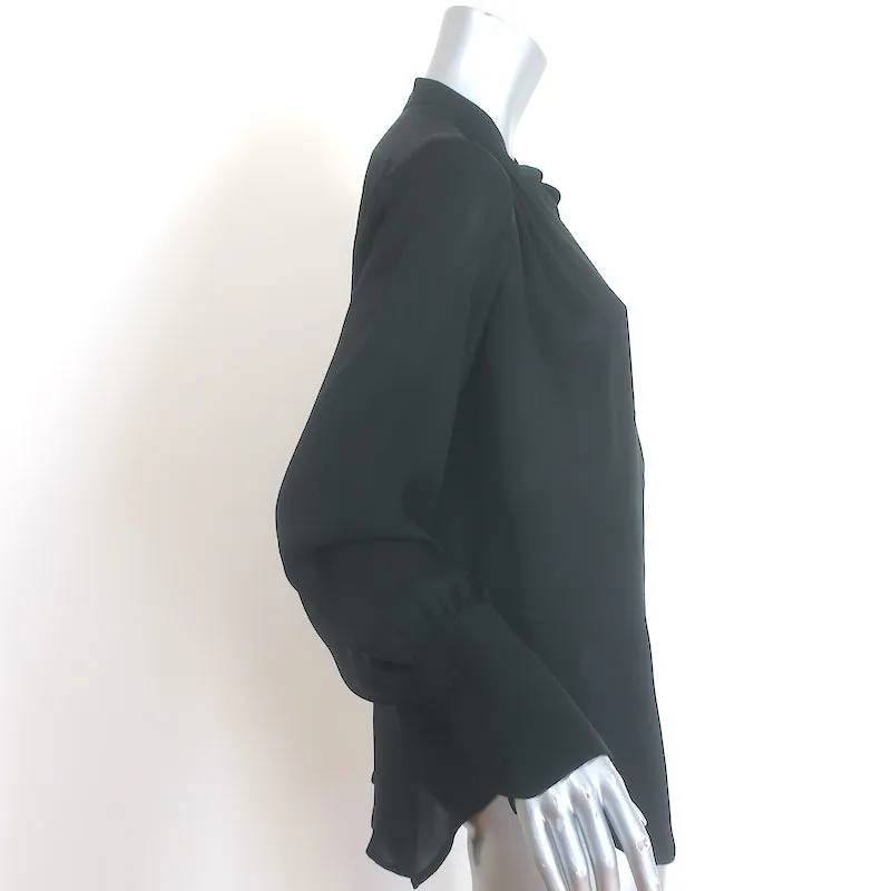 Nili Lotan Blouse à Manches Longues en Soie Noire Taille Moyenne Haut à Encolure en V