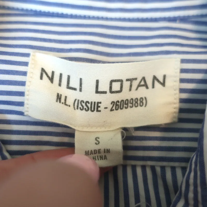Chemise à rayures Nili Lotan avec boutons Bleu/Blanc en coton Taille Petite Haut à manches longues