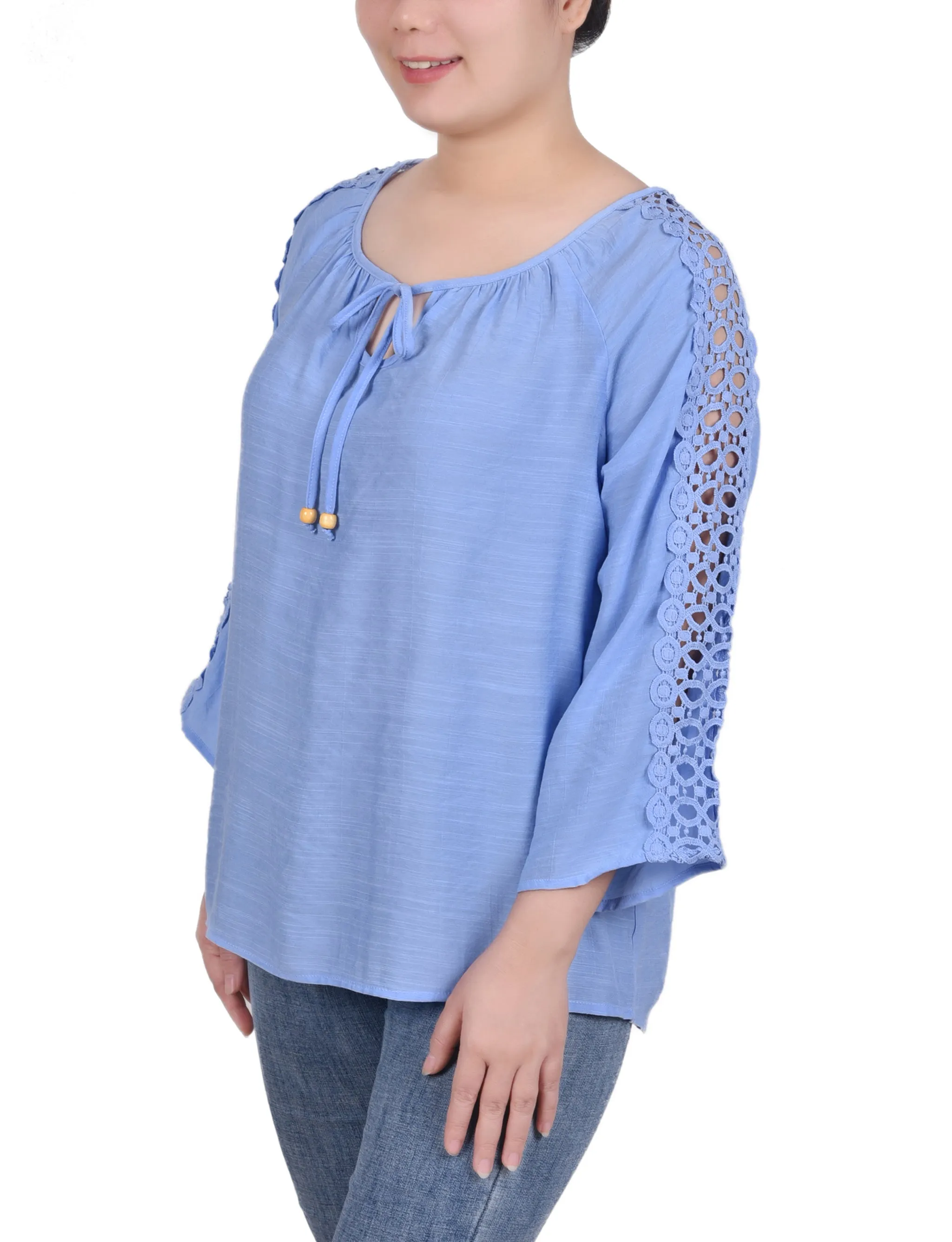 Blouse à détails crochetés avec manches 3/4