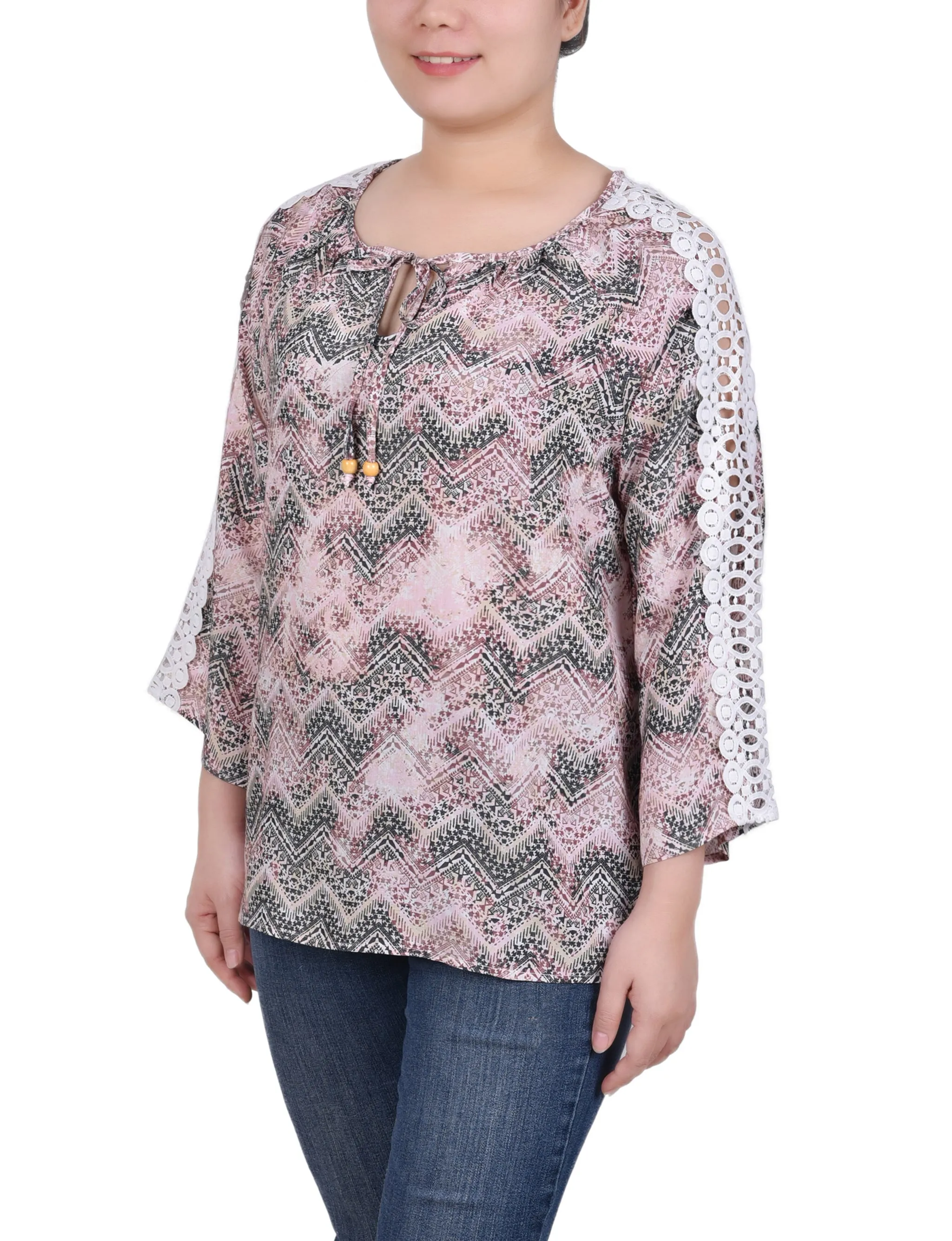 Blouse à détails crochetés avec manches 3/4