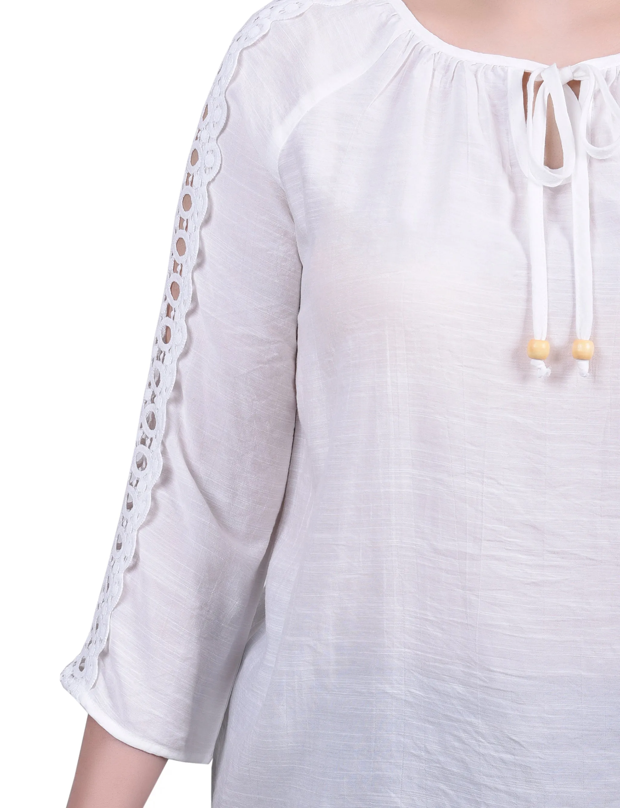 Blouse à détails crochetés avec manches 3/4