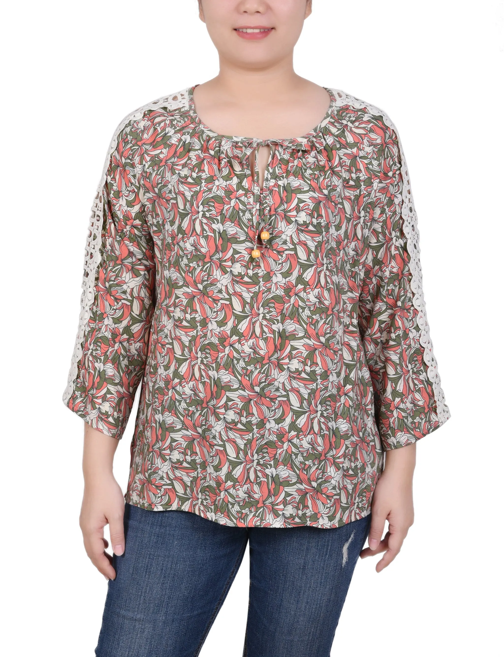 Blouse à détails crochetés avec manches 3/4