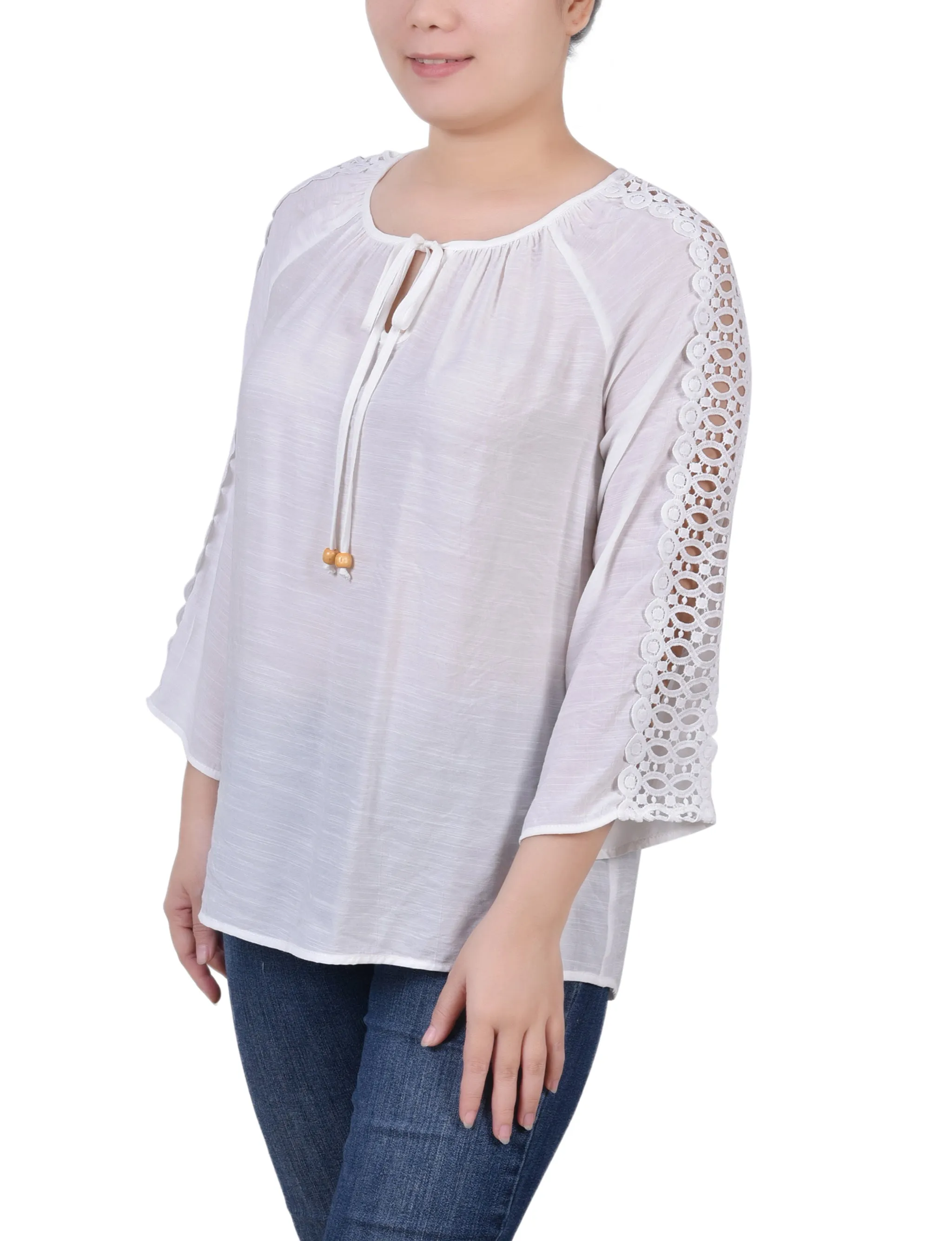 Blouse à détails crochetés avec manches 3/4