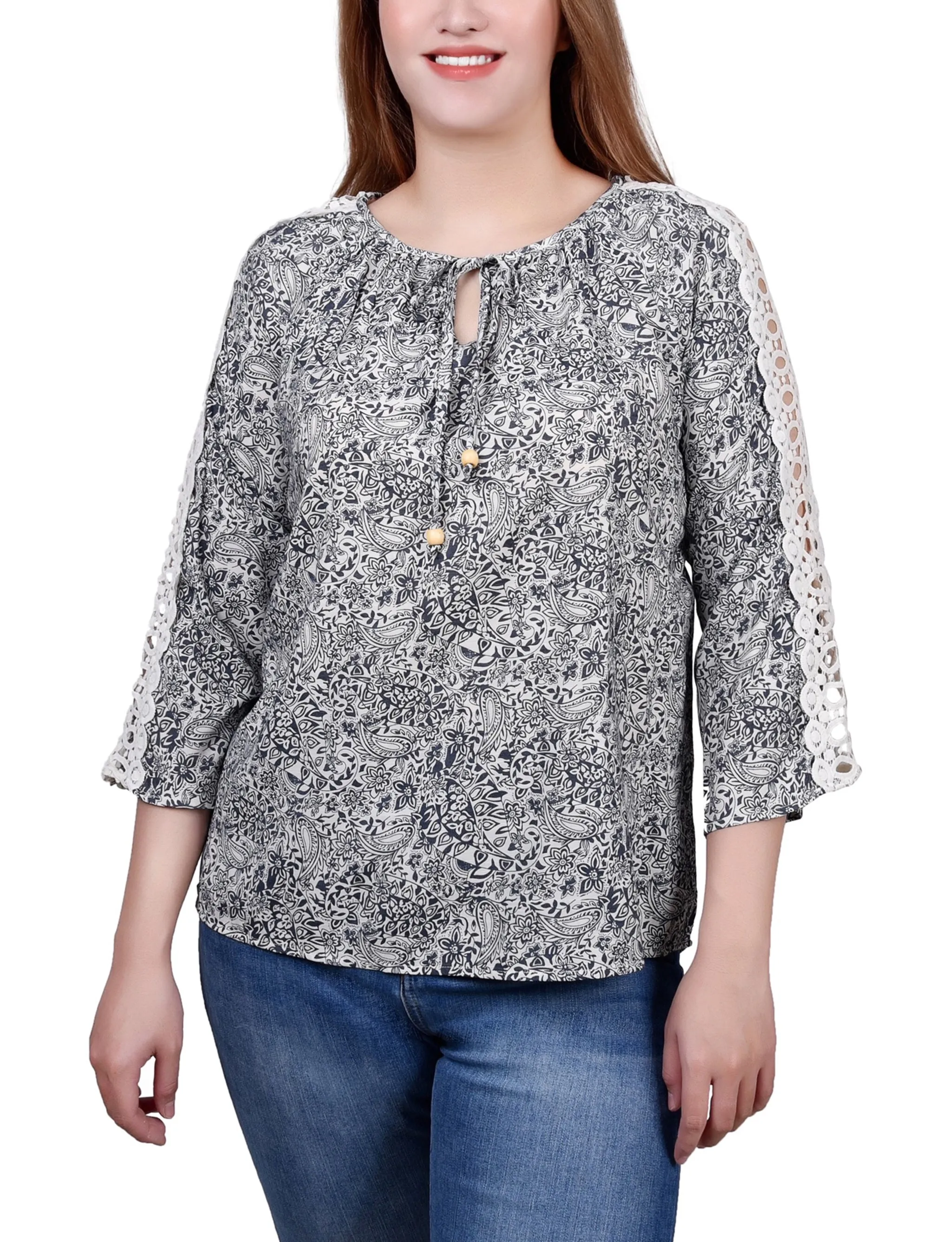 Blouse à détails crochetés avec manches 3/4