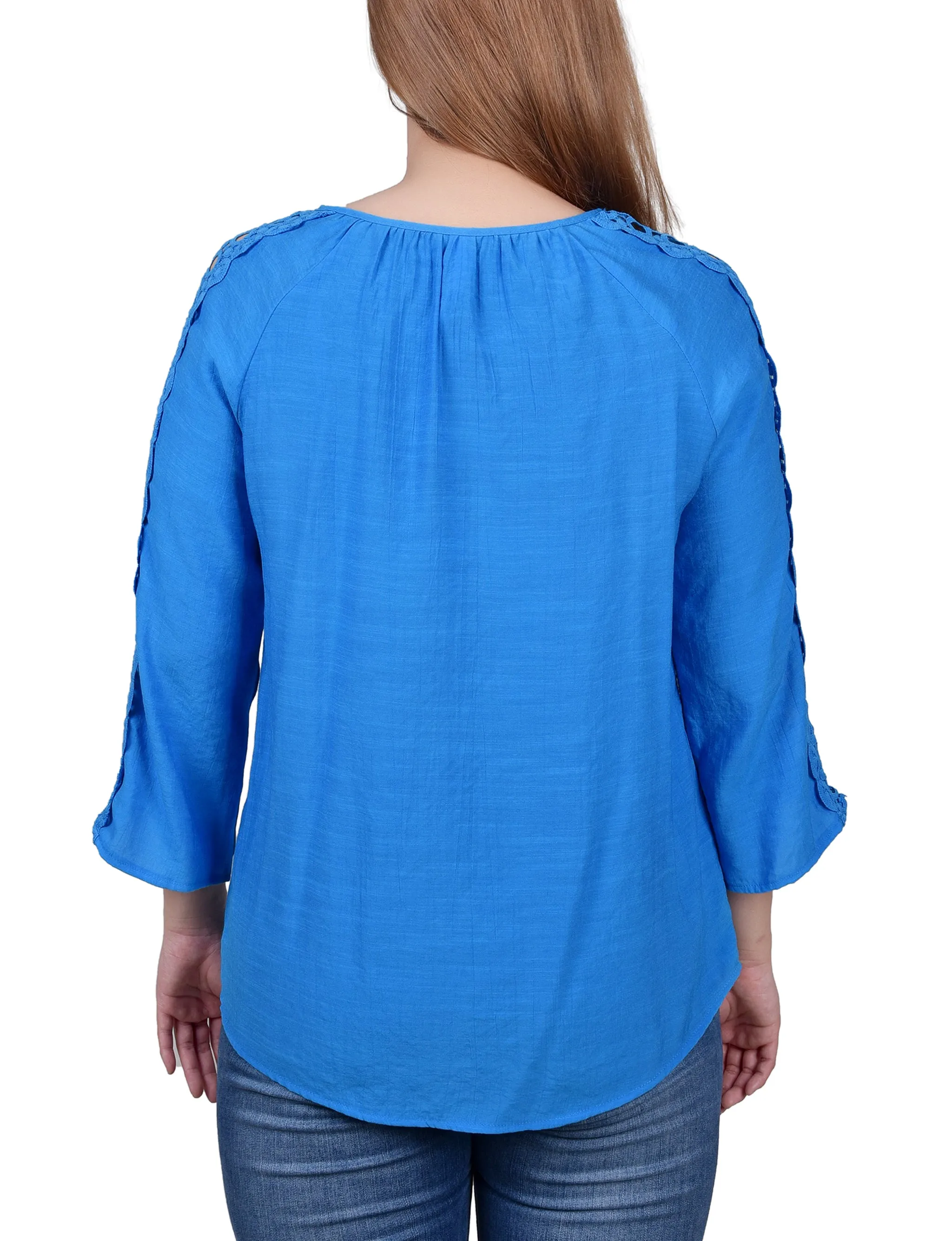 Blouse à détails crochetés avec manches 3/4