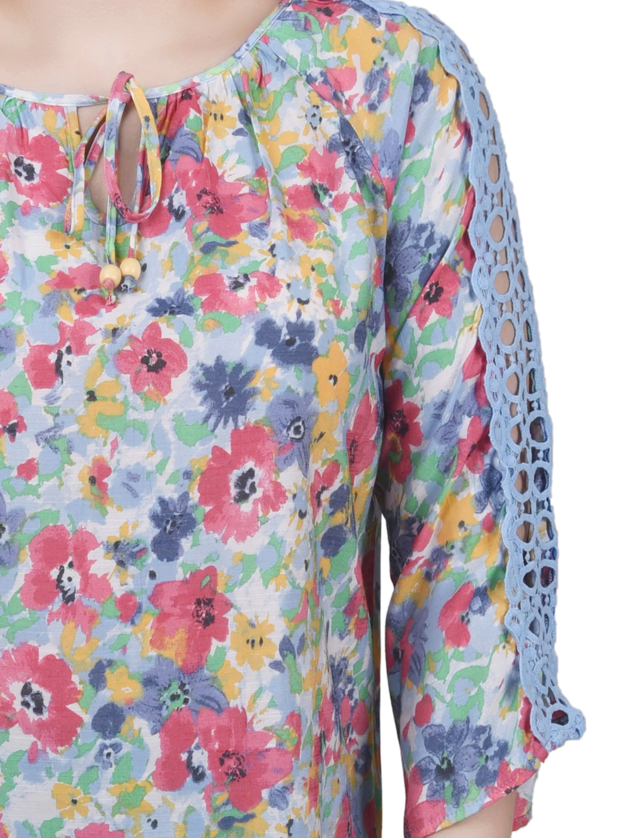 Blouse à détails crochetés avec manches 3/4