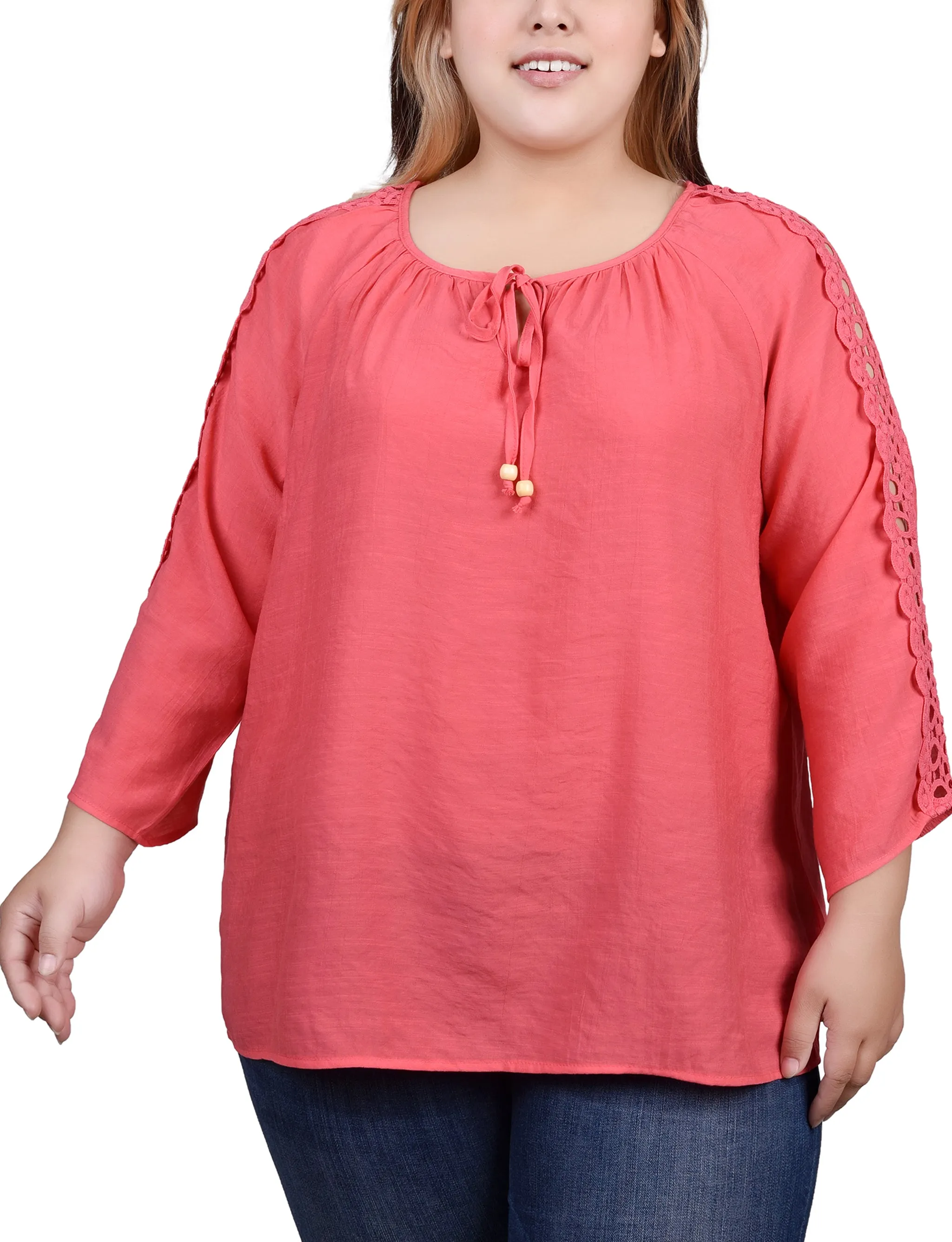 Blouse taille plus avec détails en crochet et manches 3/4
