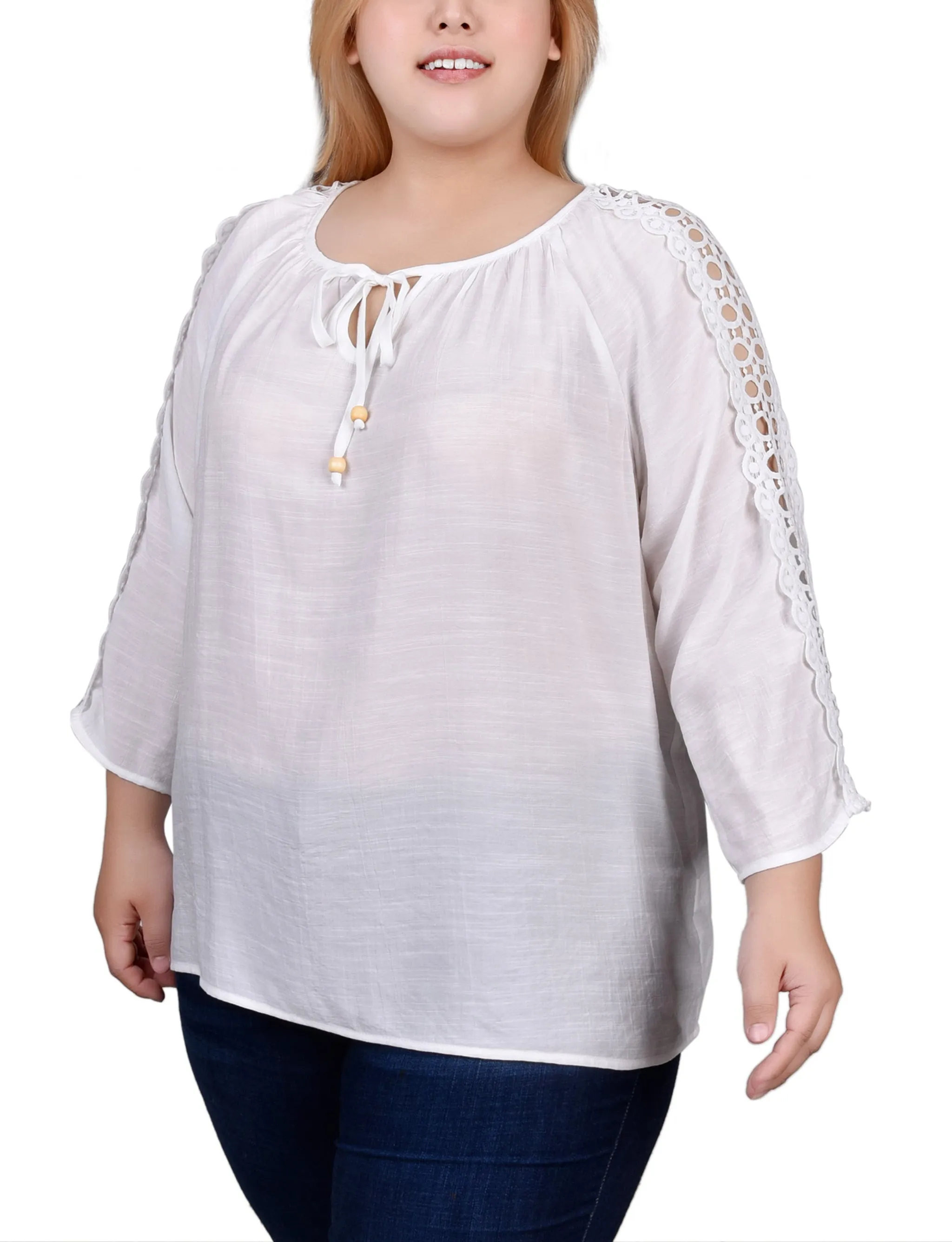 Blouse taille plus avec détails en crochet et manches 3/4
