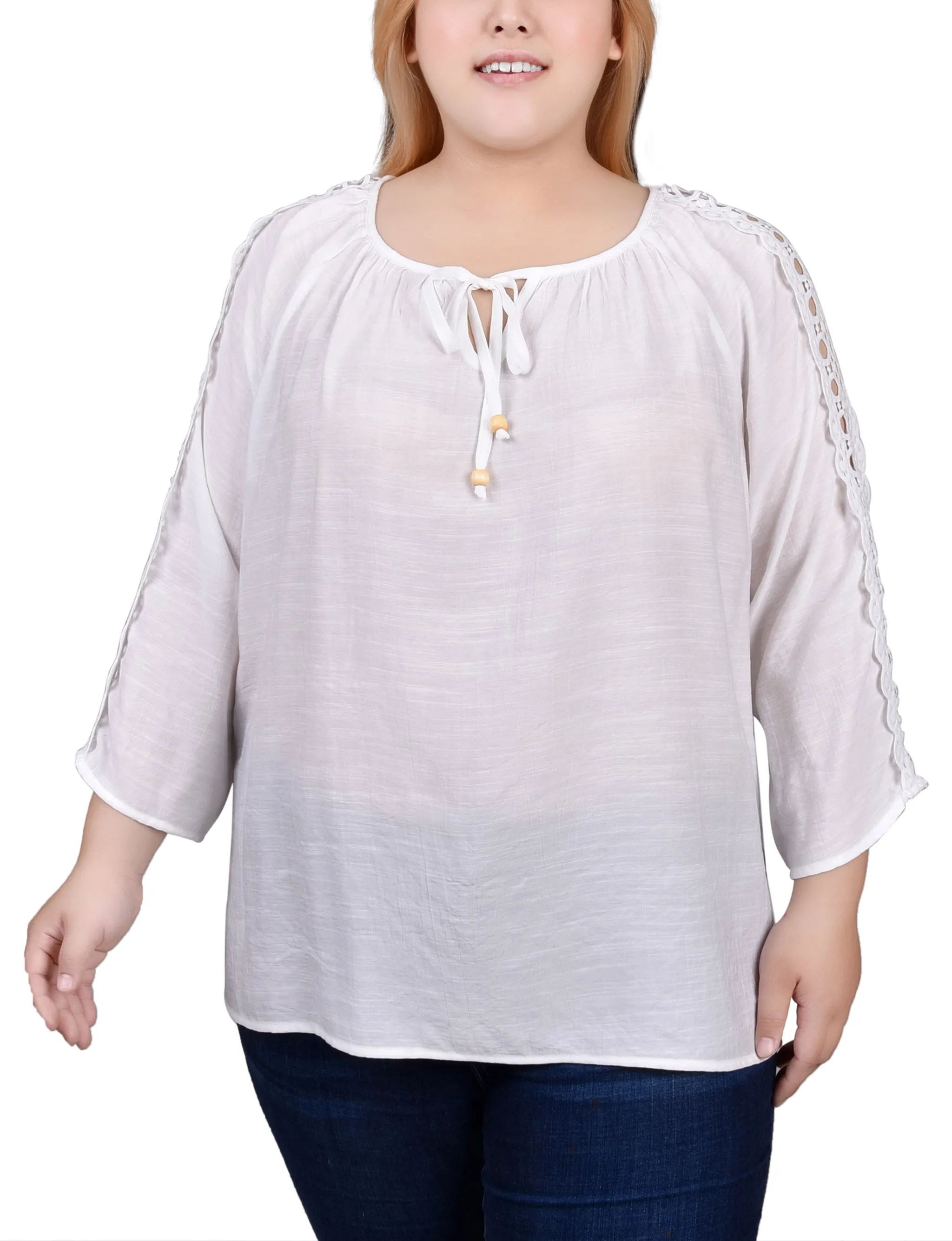 Blouse taille plus avec détails en crochet et manches 3/4