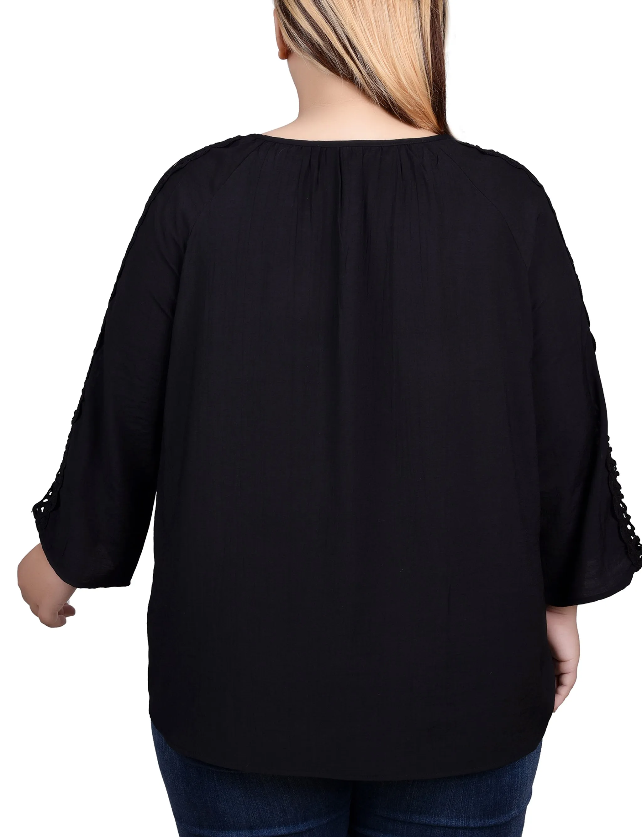 Blouse taille plus avec détails en crochet et manches 3/4