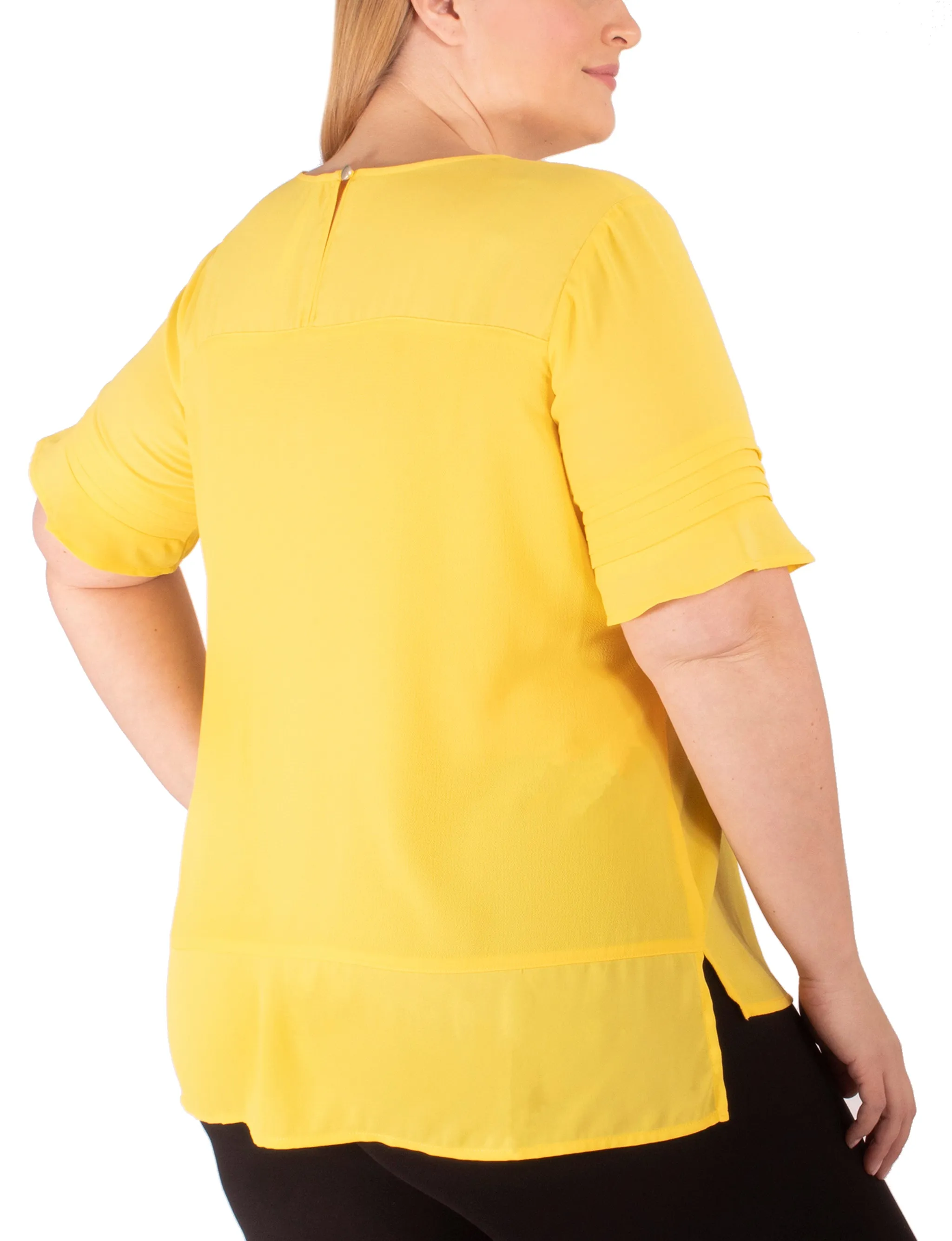 Blouse manches courtes en crêpe et dobby grande taille