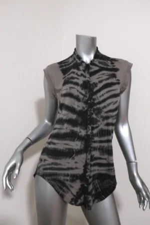 Raquel Allegra Shredded Button-Front Top Gray Tie Dye Size 1 Sleeveless Blouse