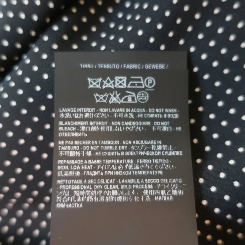 Chemise en soie à pois Saint Laurent Noir Taille 40 Manches longues