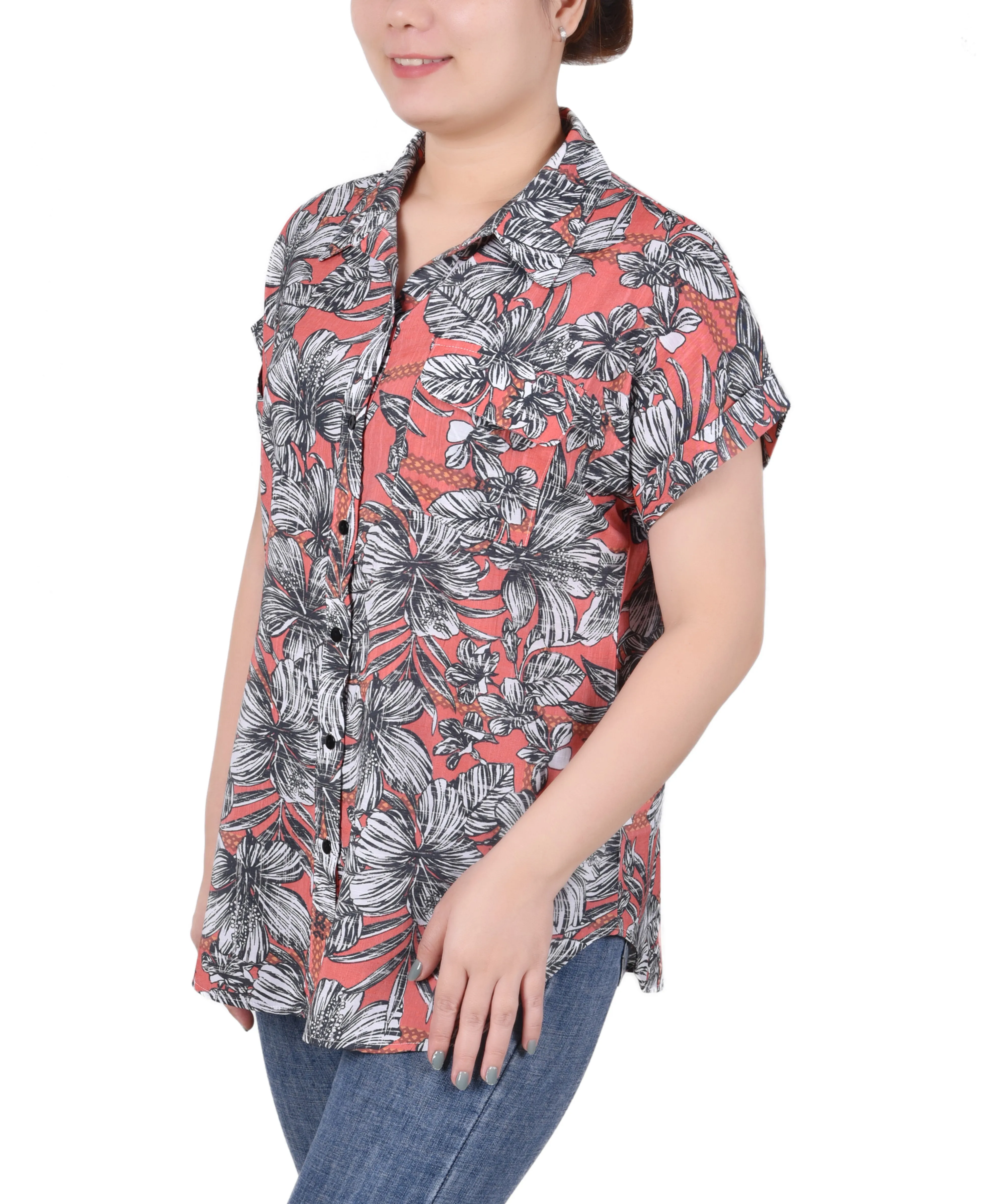 Blouse à boutonnage devant avec manches courtes retroussées