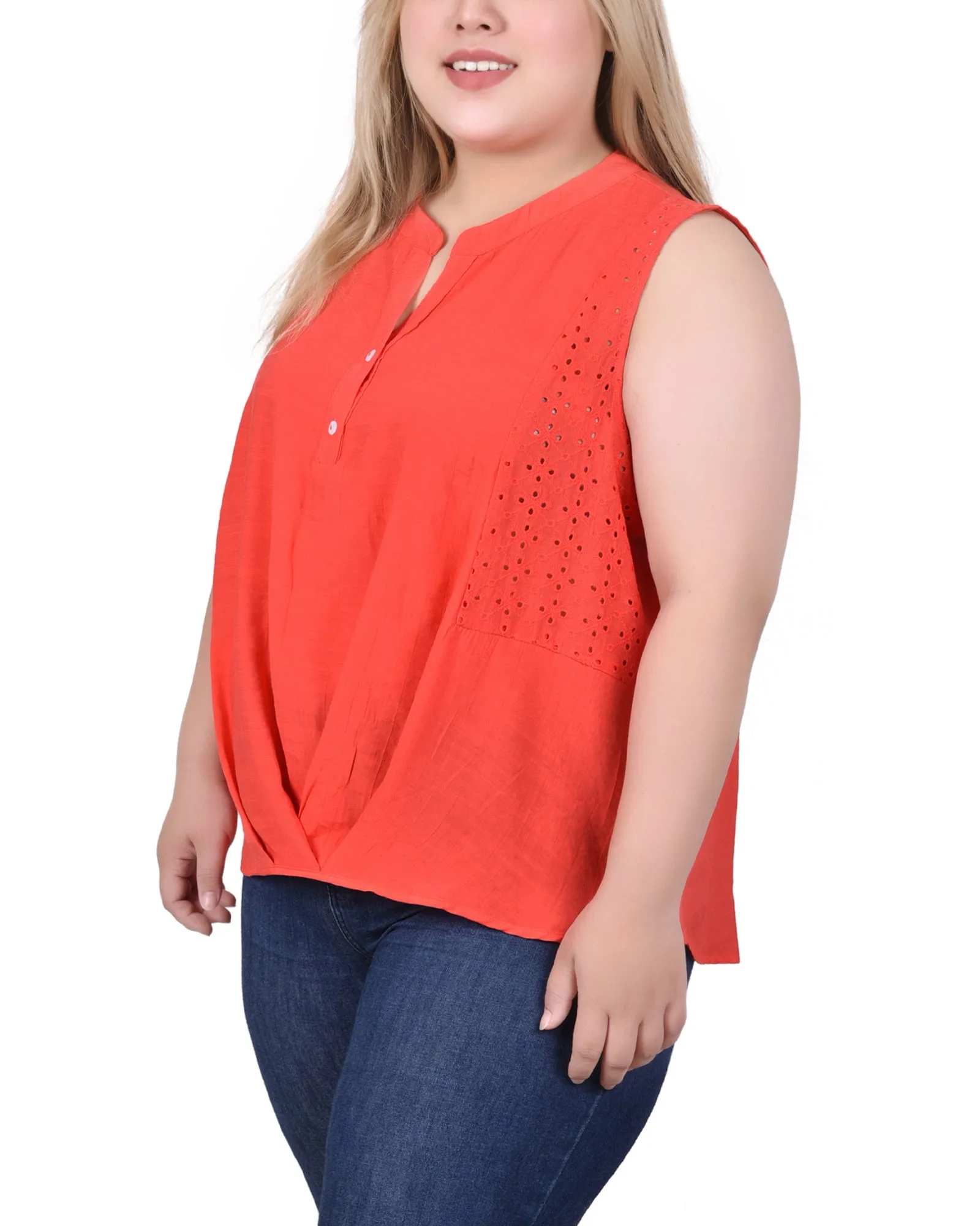 Blouse sans manches avec incrustations d'œillets