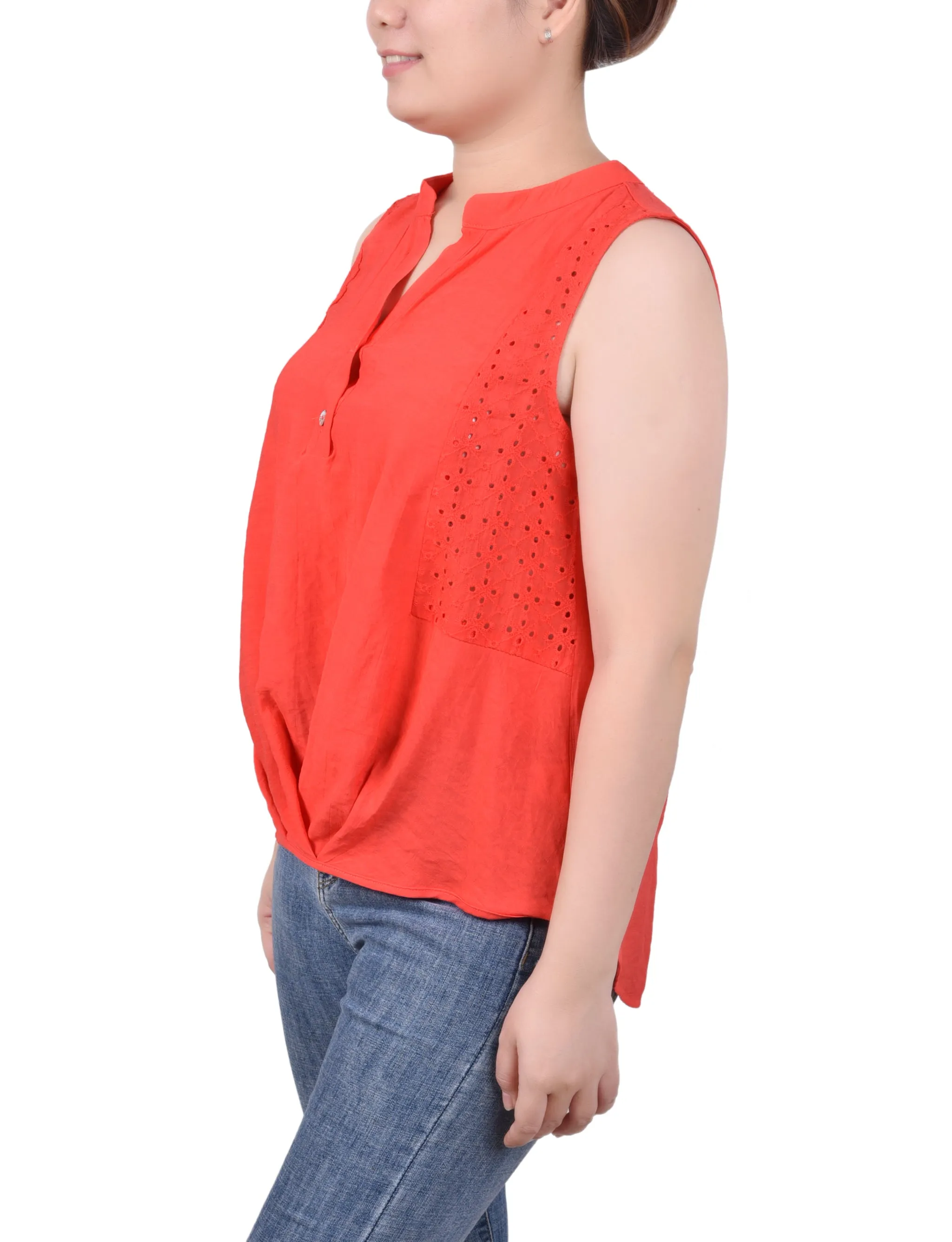 Blouse Sans Manches Avec Incrustations Œillets