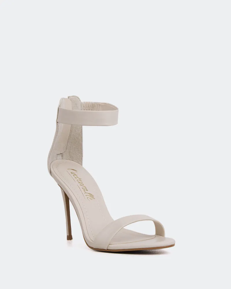 Cuir blanc cassé printanier