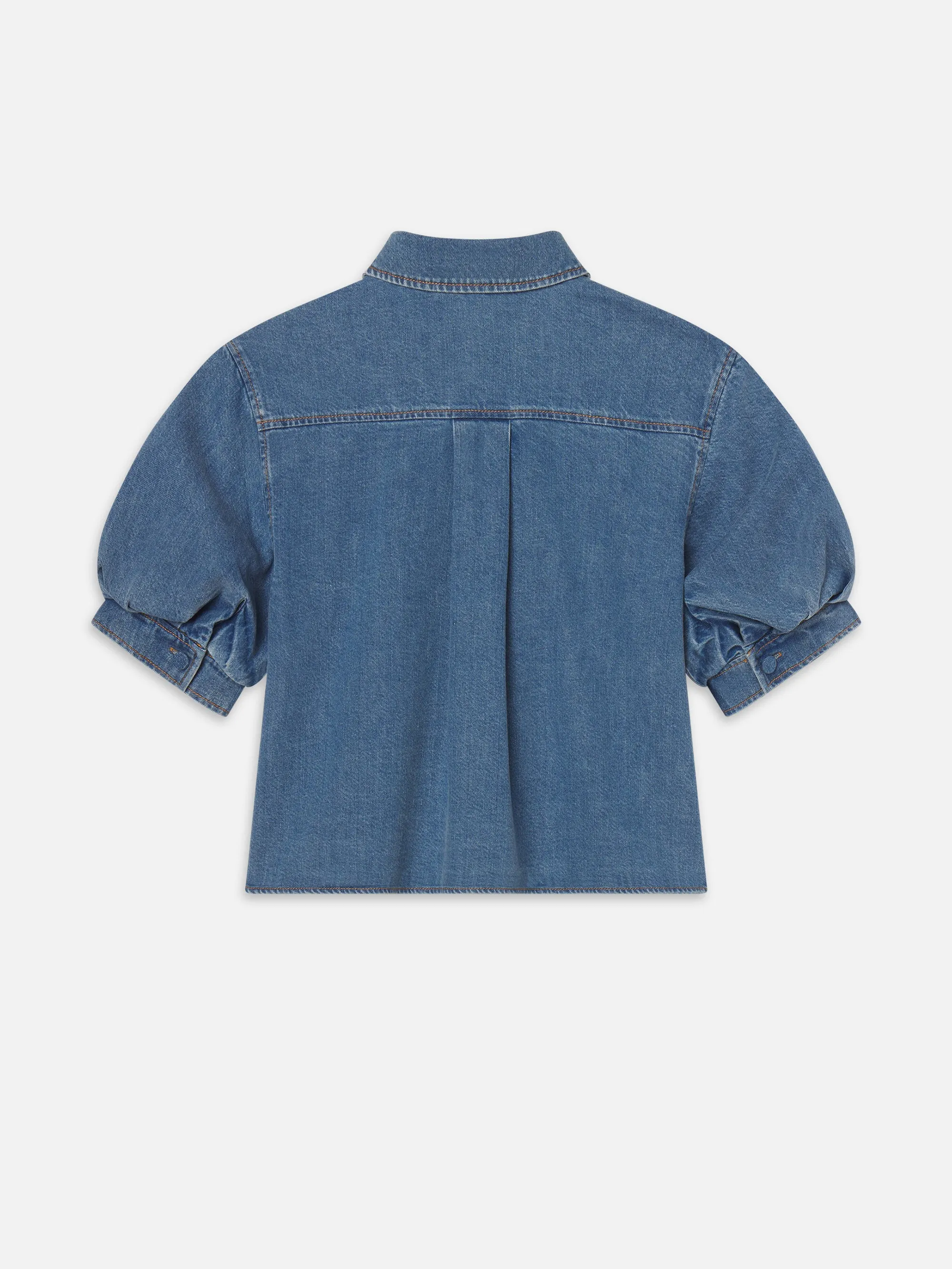 La Chemise à Manches Bouffantes -- Subtile