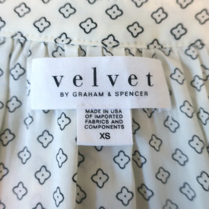 Velvet par Graham & Spencer Blouse Crème Imprimé Floral Taille Très Petit Haut à Encolure en V