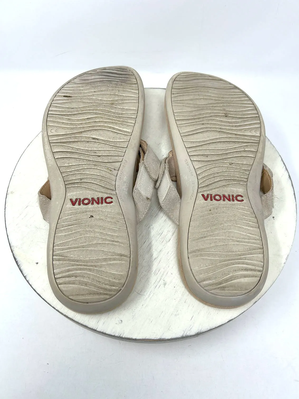 Sandales Vionic Taille 12 Imitation Serpent Crème et Taupe